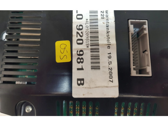 Přístrojová deska  Audi Q7 4L 2007 4L0920981B  