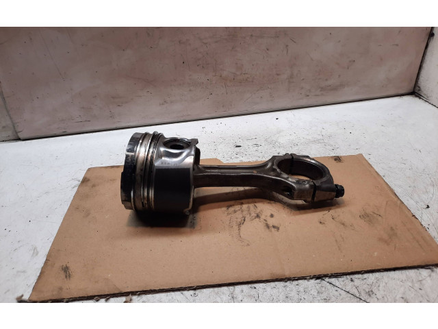 Píst 86L78, R2US1 Toyota RAV 4 (XA30)