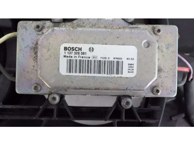 Вентилятор радиатора 31261988 Volvo C30