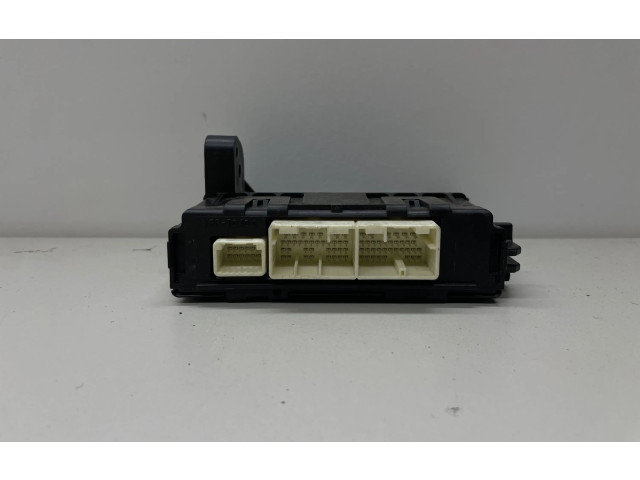 Блок управления климат-контролем 8865053430   Lexus IS III XE30