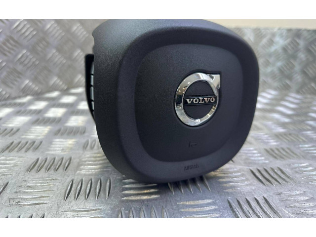 Подушка безопасности водителя 39834785   Volvo S90, V90