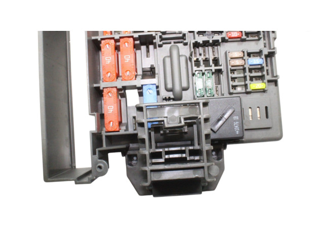 Блок предохранителей 9154971 BMW Z4 E89