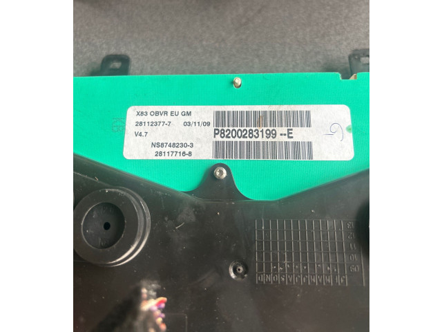 Подушка безопасности пассажира 281123777, P8200283199E Opel Vivaro