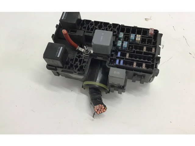 Блок предохранителей 31384034   Volvo XC90    