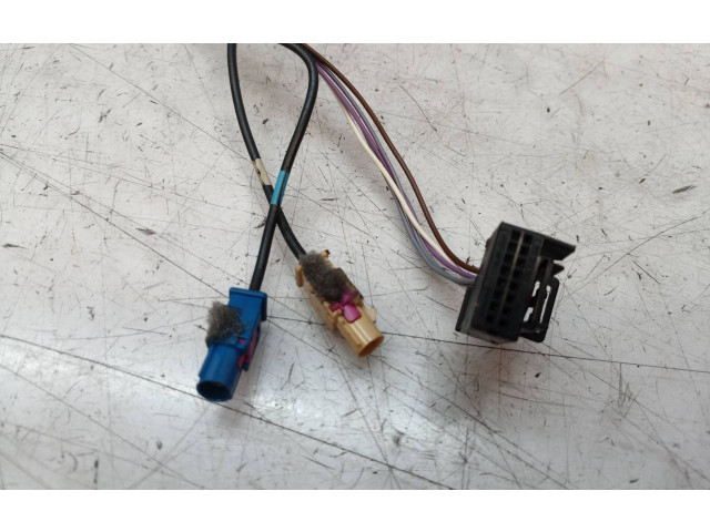 Зеркало электрическое Volkswagen Caddy 2015 - 2020 года