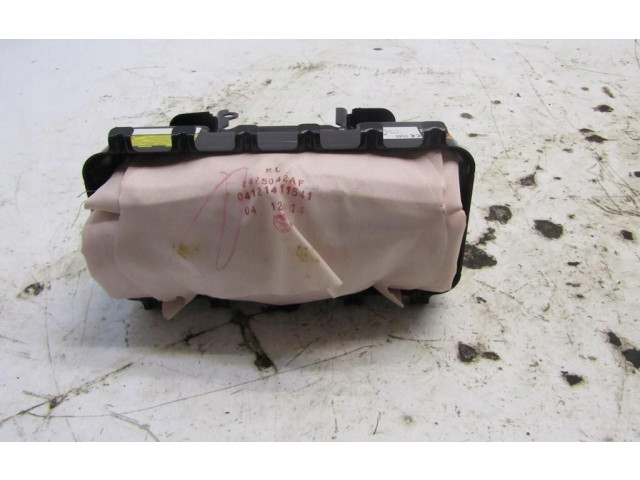 Подушка безопасности пассажира 0589P1000470   Jeep Cherokee