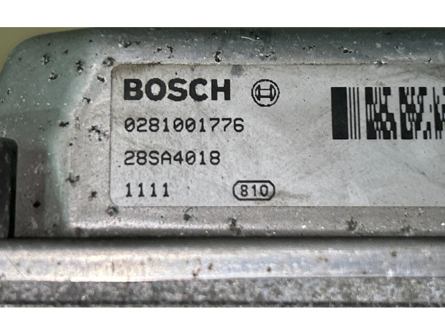 Блок управления двигателя 0281001776, 28SA4018 Volvo V70