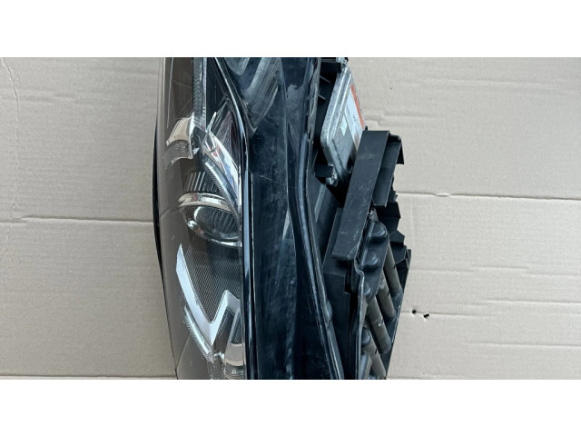 Přední světlo levé FK7213W030EG, 10R044663 Land Rover Discovery Sport 2014