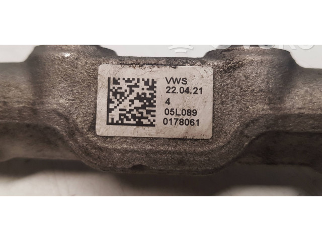 Топливная рампа 05L089, 04L130764E   Volkswagen Golf VIII  