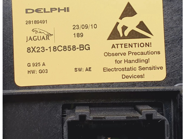 Блок управления климат-контролем 8X23-18C858-BG   Jaguar XF X250