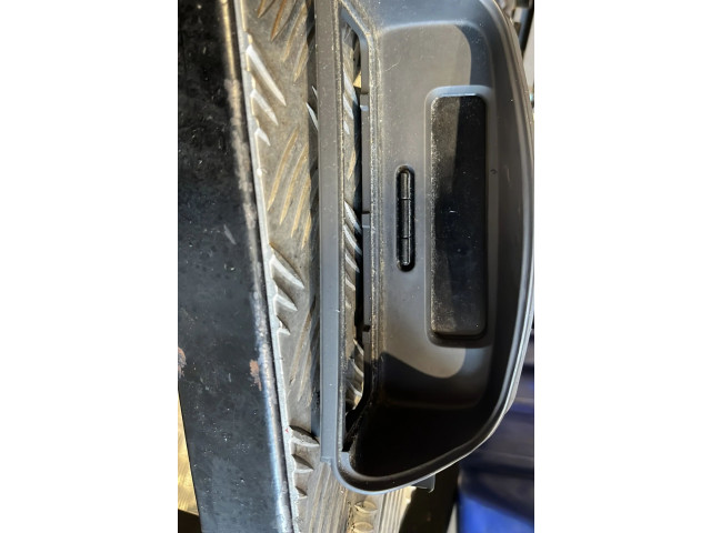 Дисплей 8200633621 Renault Clio II