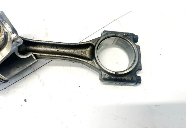  Поршень с шатуном    Skoda Fabia Mk1 (6Y)  