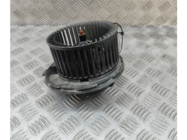 Вентилятор печки 1K1819015F Volkswagen Caddy