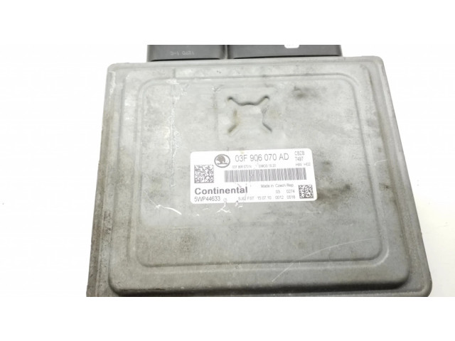 Блок управления двигателя 03F906070AD, 5WP44633 Skoda Fabia Mk2 (5J)