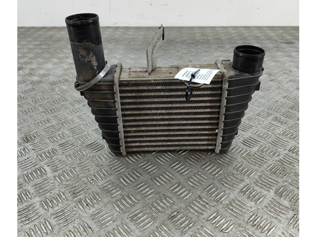 Интеркулер MN130321, A6390900414 Mitsubishi Colt