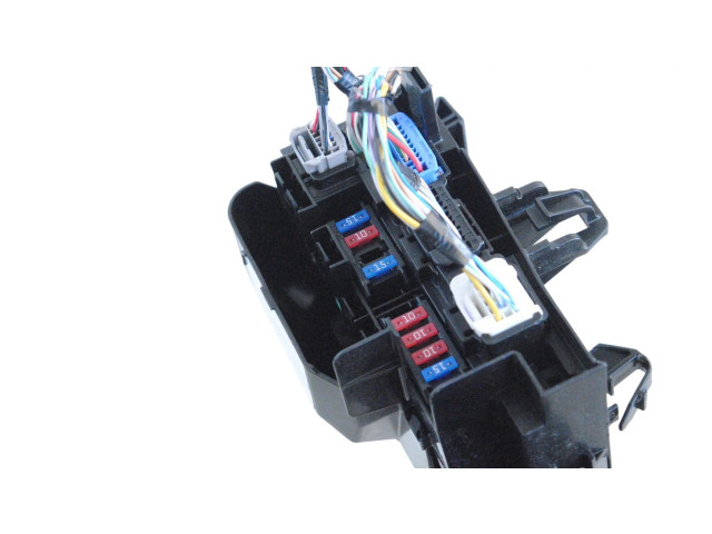 Pojistková skříňka Lexus ES 250 - 300 - 330 2019