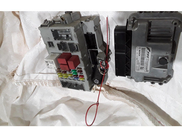 Комплект зажигания 51830388, 51830388 Lancia Delta III