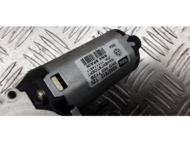 Моторчик заднего дворника 53027512 Volkswagen Caddy