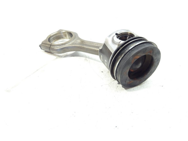 Поршень с шатуном 9HR Citroen C4 I Picasso