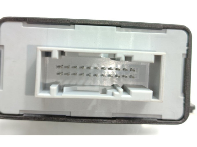 Блок управления 8X0907357E Audi Q3 8U