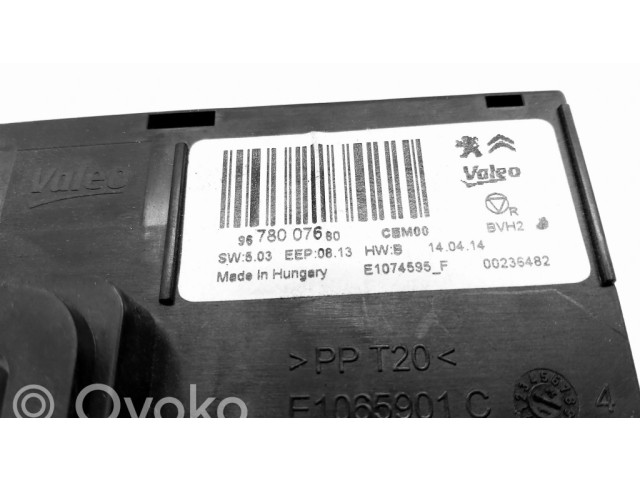 Блок управления климат-контролем 9678007680   Citroen C4 II Picasso