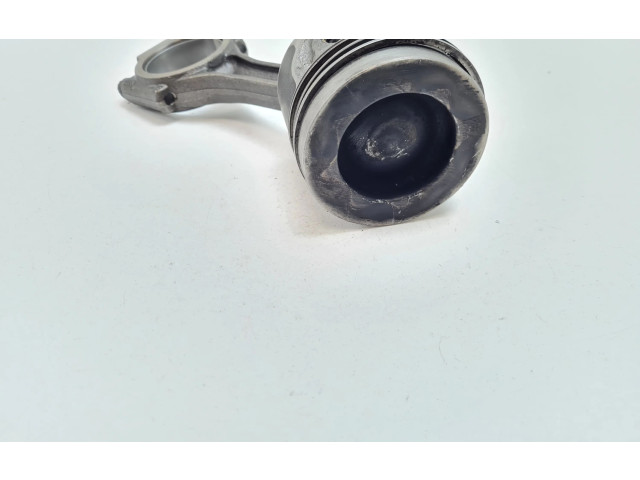  Поршень с шатуном  081187, 038J  Volkswagen PASSAT B6  