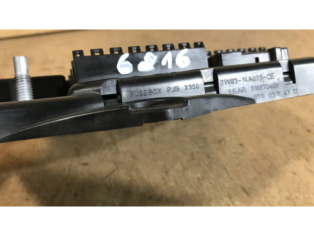 Блок предохранителей 2W9314A073CE Jaguar XJ X350