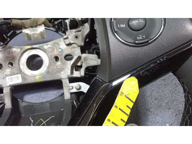 Руль Honda HR-V  2015-2020 года       