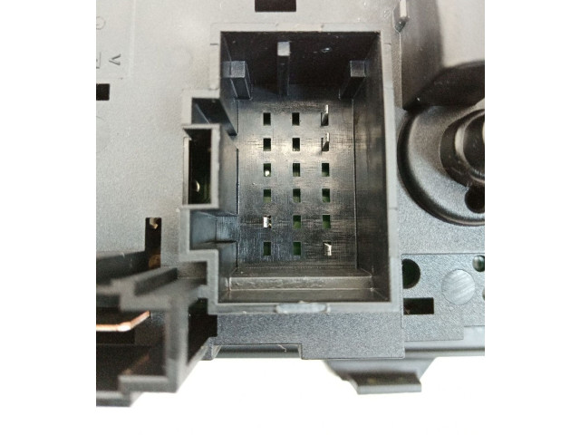 Блок управления климат-контролем 5JA820045A, 0002   Skoda Rapid (NH)