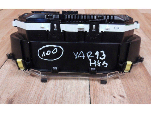 Přístrojová deska Toyota Yaris 2018 838000UC91