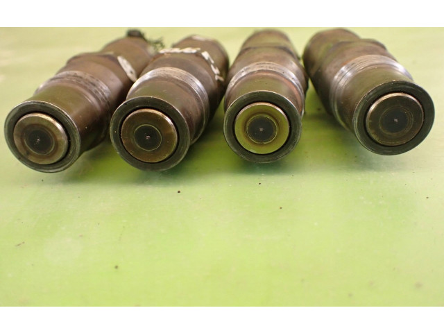 Комплект форсунок 028130201B    Volkswagen PASSAT B4   