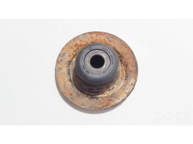 Опора пружины (верхняя)