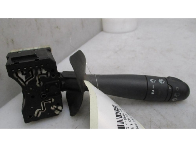 Ручка стеклоочистителей 7701051760 Renault Clio II