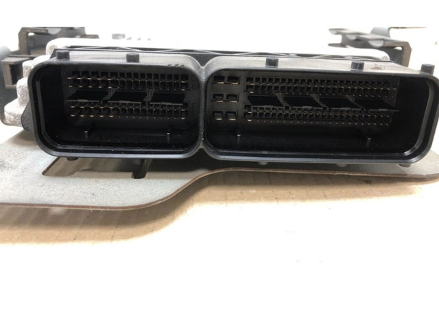 Řídící jednotka 0281012272, 0281012272 Volkswagen Caddy 2007