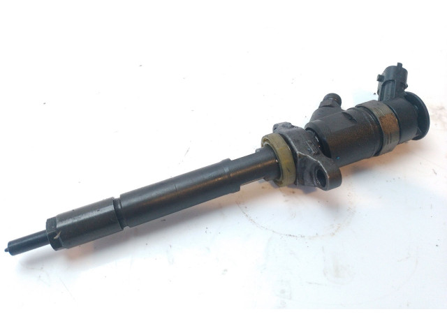 Форсунка 338002A400    Hyundai Getz  D4FA 