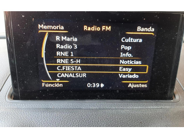 Дисплей 8V0857273M Audi A3 S3 A3 Sportback 8P