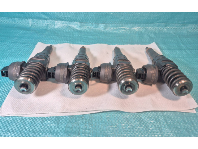 Комплект форсунок 038130073BN, 038130073BL Volkswagen Golf Plus BlS