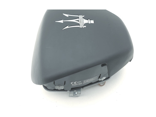 Подушка безопасности водителя 06700216690 Maserati Ghibli