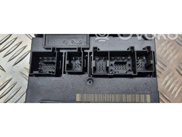 Řídící jednotka 06G906022A, 0261201137   Volkswagen Caddy 2006