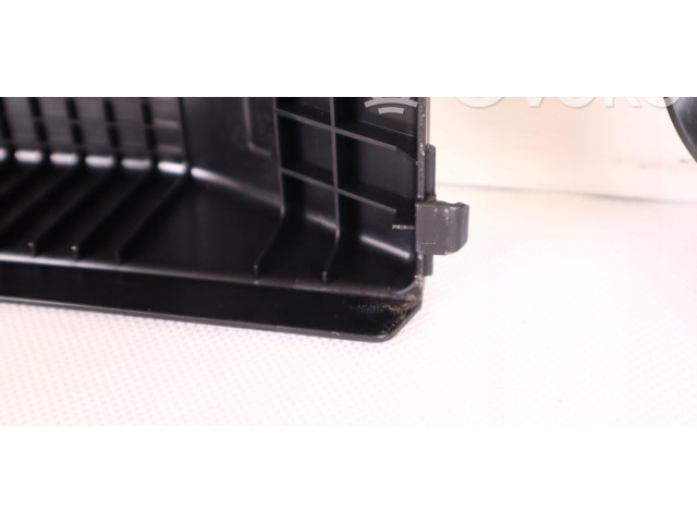 Блок предохранителей 32209198 Volvo XC90