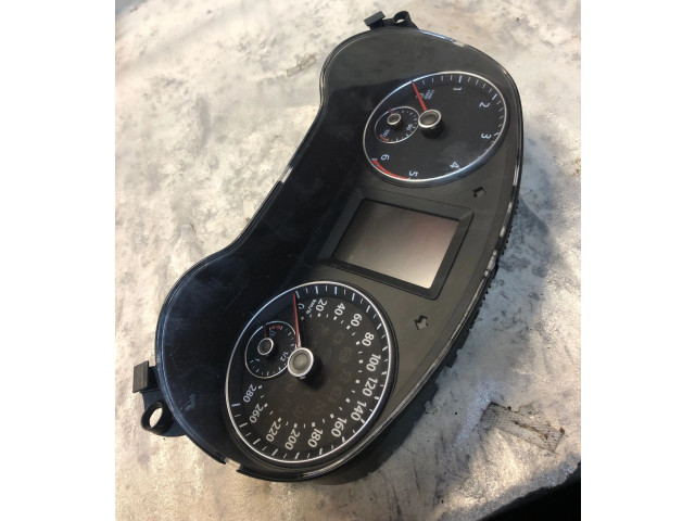 Панель приборов 5c6920961a   Volkswagen Jetta VI       