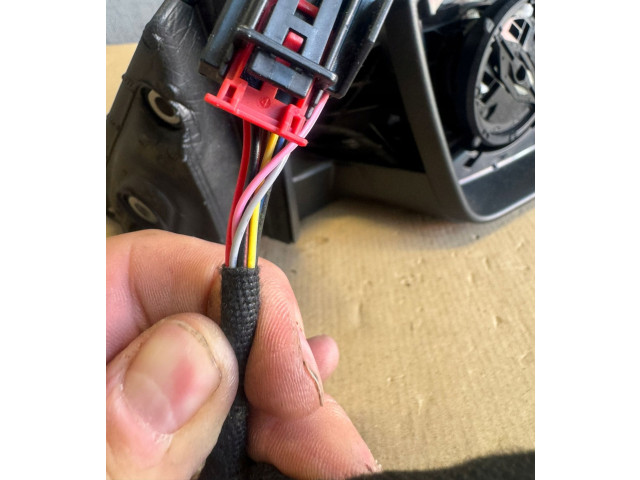 Зеркало электрическое Skoda Octavia Mk4 2019 - года