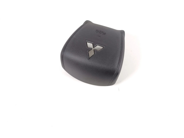 Подушка безопасности водителя 7030A687 Mitsubishi Outlander