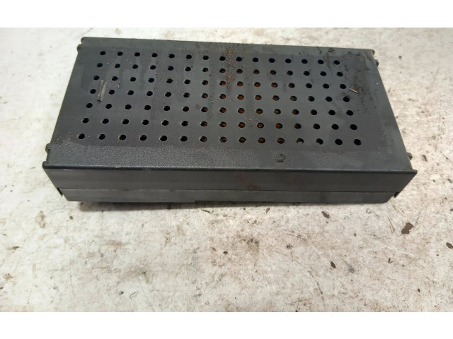 Блок предохранителей 8688153, 02W083 Volvo V70