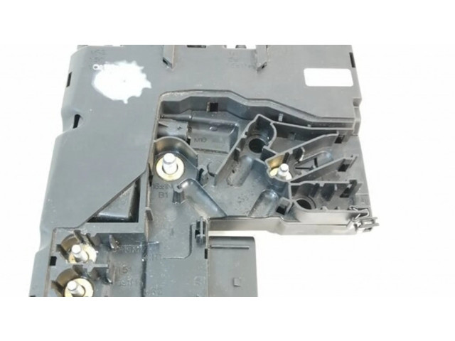 Узел подключения плюсовых проводов