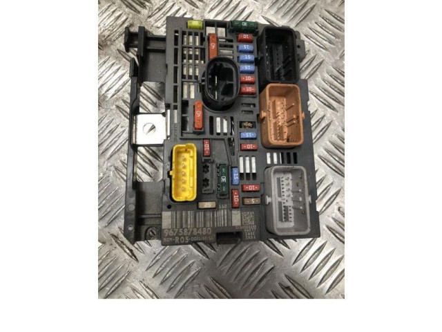 Блок управления двигателя    Citroen Berlingo