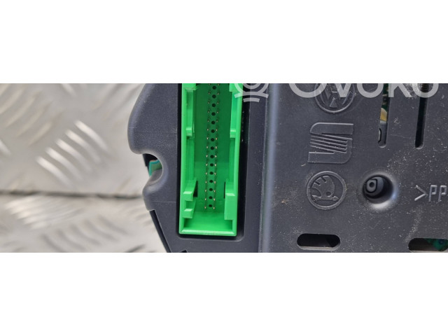 Комплект блоков управления 038906019HT, 0281010947   Skoda Fabia Mk1 (6Y)