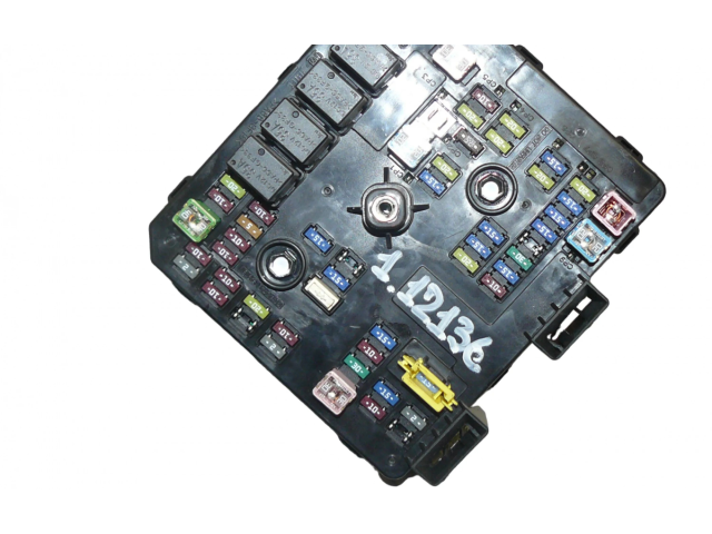 Pojistková skříňka 95137841 Opel Antara 2013