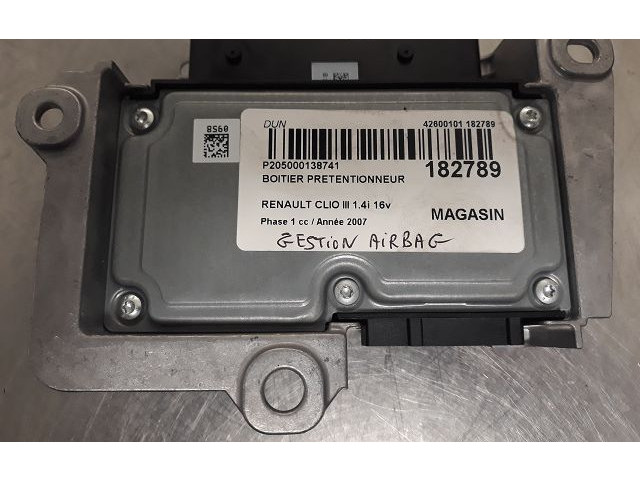 Блок подушек безопасности 8200963406   Renault Clio III