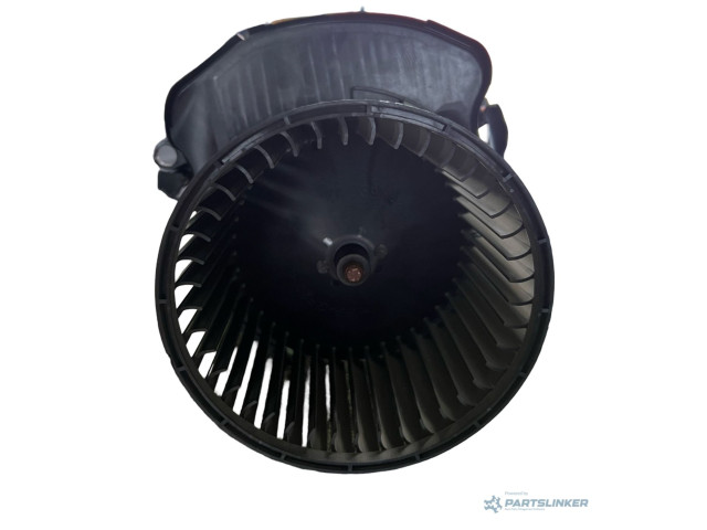 Вентилятор печки 272100975R Dacia Jogger